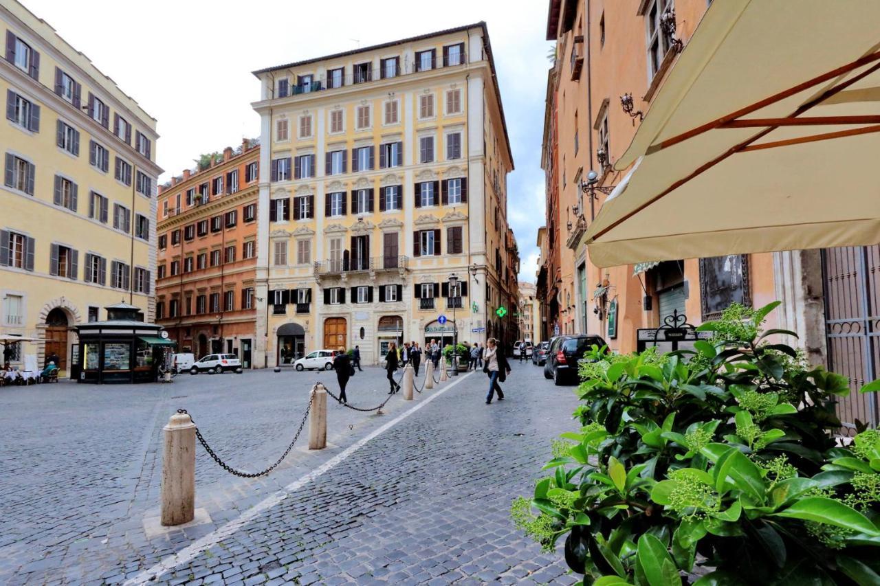 Little Queen Pantheon 4* Roma