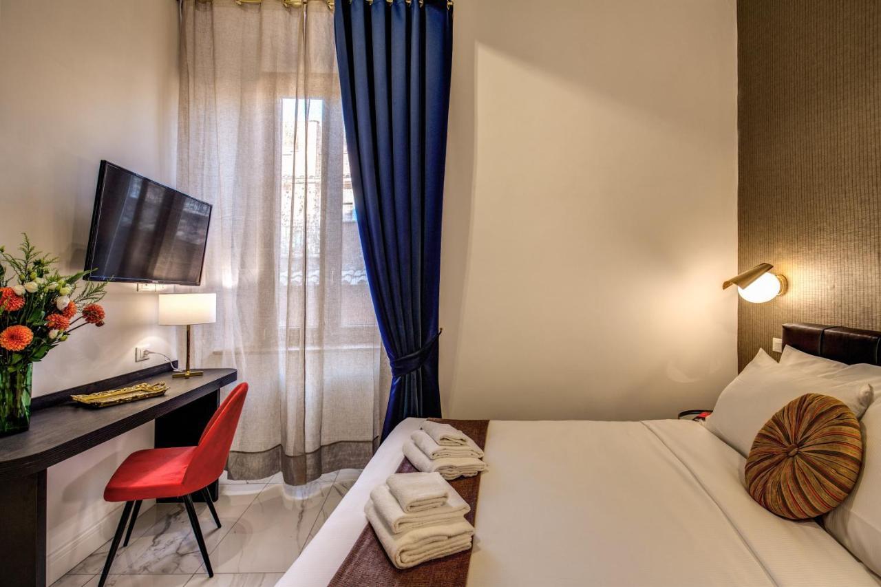 Little Queen Pantheon Affittacamere 4*